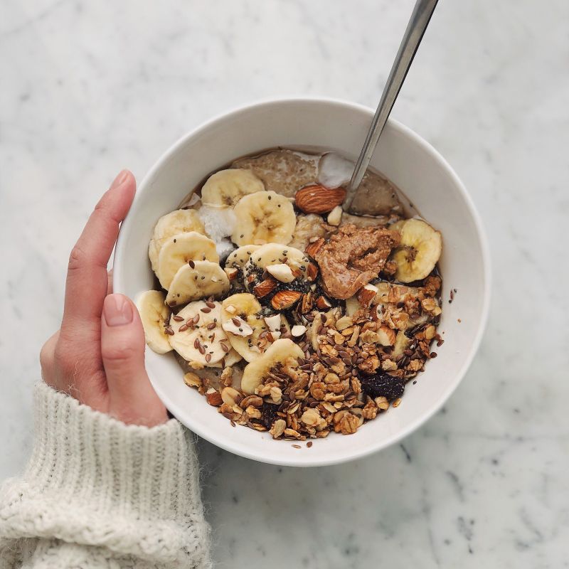 recipes-post-apple-banana-breakfast-bowl-teaser-square.jpg